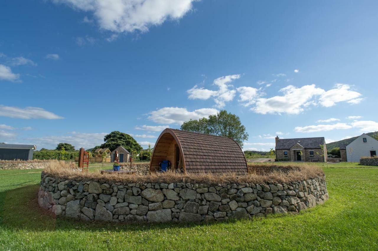 Готель Bluebell Lane Glamping Ньюрі Екстер'єр фото