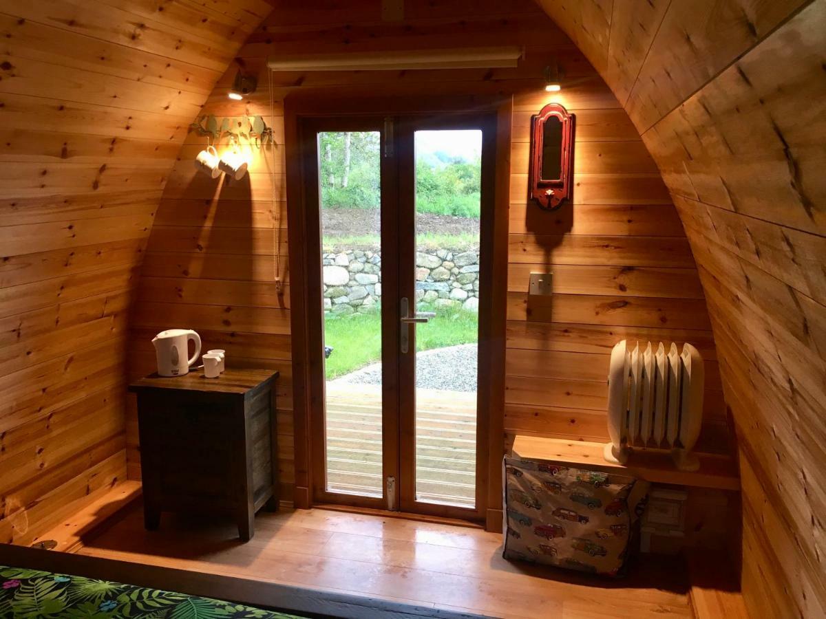 Готель Bluebell Lane Glamping Ньюрі Екстер'єр фото